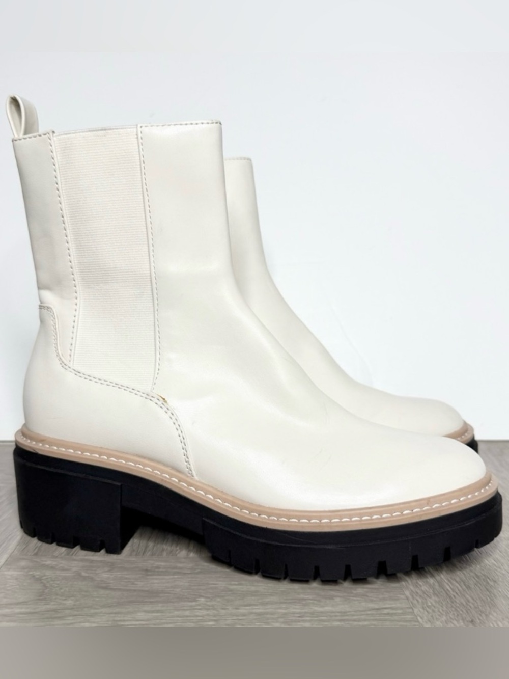 Open Edit White Chelsea Heeled Boot 9M